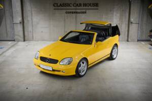 Image 21/100 de Mercedes-Benz SLK 230 Kompressor (1999)