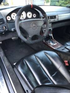 Image 11/13 of Mercedes-Benz SL 500 (1994)