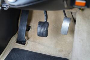 Image 47/50 of Jensen Interceptor MK III (1976)