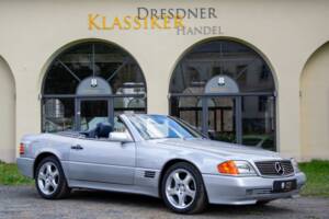Image 11/34 of Mercedes-Benz 300 SL (1991)