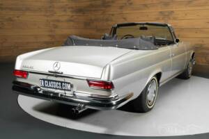 Imagen 15/19 de Mercedes-Benz 280 SE (1969)