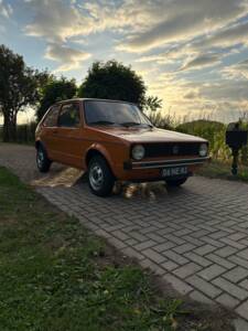 Image 16/17 of Volkswagen Golf Mk I 1.1 (1976)