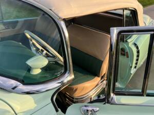 Image 52/83 of Cadillac 62 Convertible (1956)