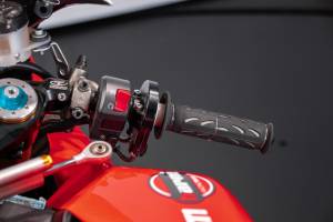 Image 18/50 of Ducati DUMMY (2010)