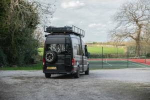 Bild 12/50 von MAN TGE 180 "The Adventurer" (2022)