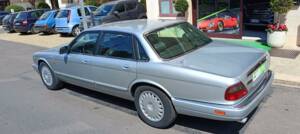 Image 33/33 of Jaguar XJ6 3.2 Executive (1995)