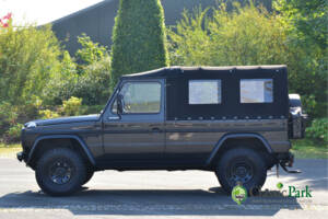 Image 10/49 of Mercedes-Benz 230 GE (LWB) (1991)