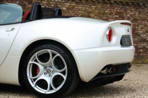 Immagine 42/50 di Alfa Romeo 8C Spider (2009)