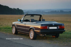 Imagen 2/24 de BMW 325i (1989)