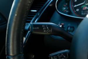 Image 25/36 of Audi R8 V10 (2013)