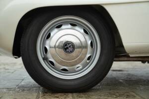 Bild 19/50 von Alfa Romeo Giulia Sprint Speciale (1964)