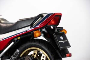 Immagine 11/50 di Honda VF 750 (1983)