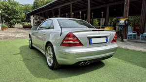 Afbeelding 57/63 van Mercedes-Benz SLK 32 AMG (2001)