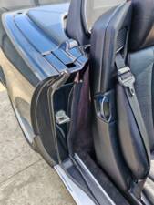 Image 32/42 of Mercedes-Benz 300 SL-24 (1992)