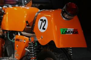 Image 24/56 of Laverda DUMMY (1970)