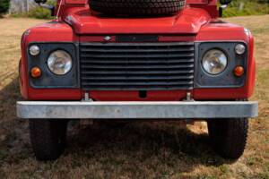Image 19/50 de Land Rover Defender 110 (1983)