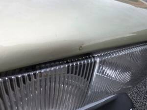 Image 37/73 of Mercedes-Benz 230 E (1985)