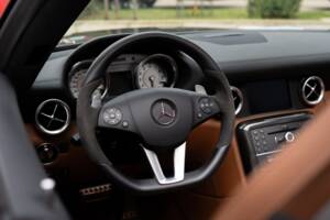 Image 29/45 of Mercedes-Benz SLS AMG Roadster (2012)