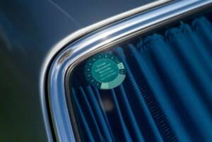 Image 93/100 of Mercedes-Benz 500 SEL (1983)