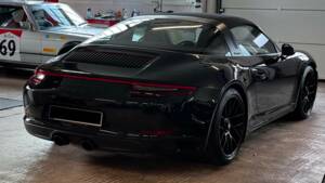 Bild 2/5 von Porsche 911 Targa 4 GTS (2018)