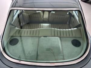 Image 21/39 de Mercedes-Benz 350 SLC (1978)