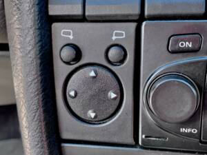 Image 32/34 of Audi S6 Avant (1996)