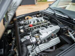Bild 9/59 von Aston Martin V8 EFi Volante (1988)
