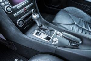 Immagine 11/43 di Mercedes-Benz SLK 350 (2004)