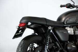 Immagine 42/50 di Triumph DUMMY (2017)