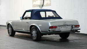 Imagen 3/50 de Mercedes-Benz 230 SL (1964)