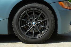 Immagine 19/49 di BMW Z4 2.2i (2004)