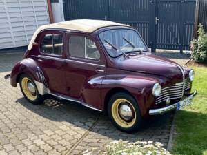 Immagine 6/8 di Renault 4 CV Décapotable (1951)