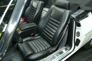 Image 15/50 de Jaguar XJS 5.3 V12 (1992)