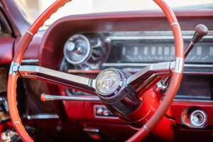 Immagine 32/44 di Cadillac Eldorado Convertible (1964)