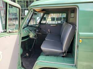 Bild 16/39 von Volkswagen T1 Kastenwagen (1964)