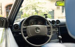 Imagen 42/86 de Mercedes-Benz 280 SL (1977)