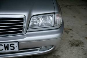 Image 33/48 of Mercedes-Benz C 55 AMG (1998)
