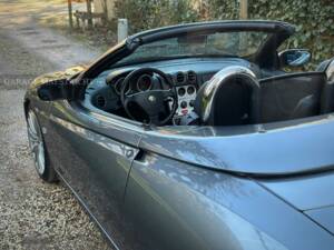Bild 18/98 von Alfa Romeo Spider 2.0 Twin Spark (1999)