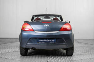 Image 13/50 de Opel Tigra TwinTop 1.4 Twinport (2006)