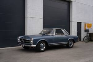 Immagine 3/93 di Mercedes-Benz 230 SL (1965)