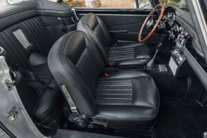 Afbeelding 37/75 van Aston Martin DB 5 Volante (1964)