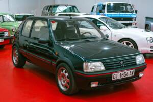 Image 6/33 of Peugeot 205 GTi 1.9 (1993)