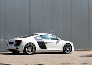 Afbeelding 1/53 van Audi R8 (2008)