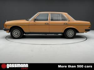 Immagine 3/15 di Mercedes-Benz 300 D (1977)