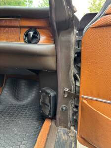 Image 21/37 de Mercedes-Benz 280 SEL 4,5 (1972)