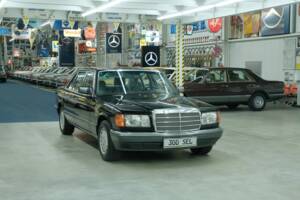 Bild 45/50 von Mercedes-Benz 300 SEL (1991)