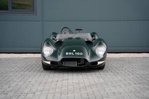 Image 7/50 of Lister Knobbly (1959)