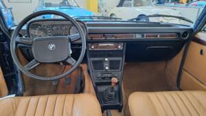 Imagen 16/19 de BMW 3,3 Li (1976)