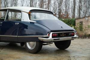 Obraz 19/50 pojazdu Citroën DS 20 (1972)
