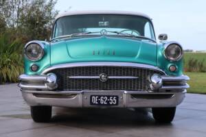 Image 38/50 of Buick 60 Century Riviera (1955)